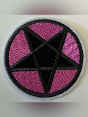 IRON OR SEW ON PATCH PINK AND BLACK PENTAGRAM